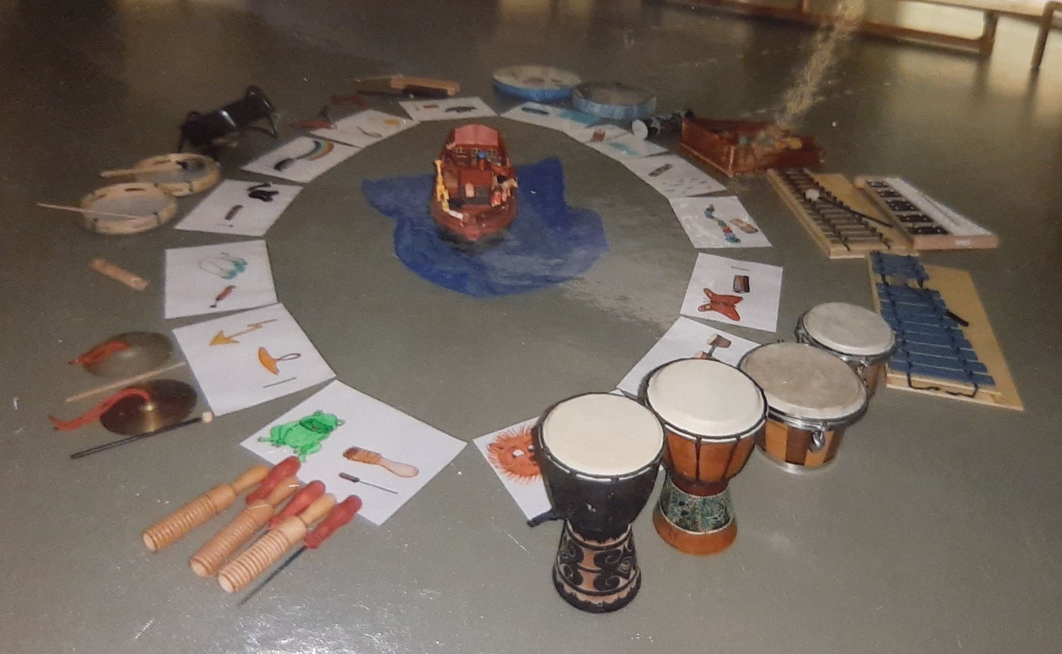 unterrichtende Kinder vom CreativTanzTreff